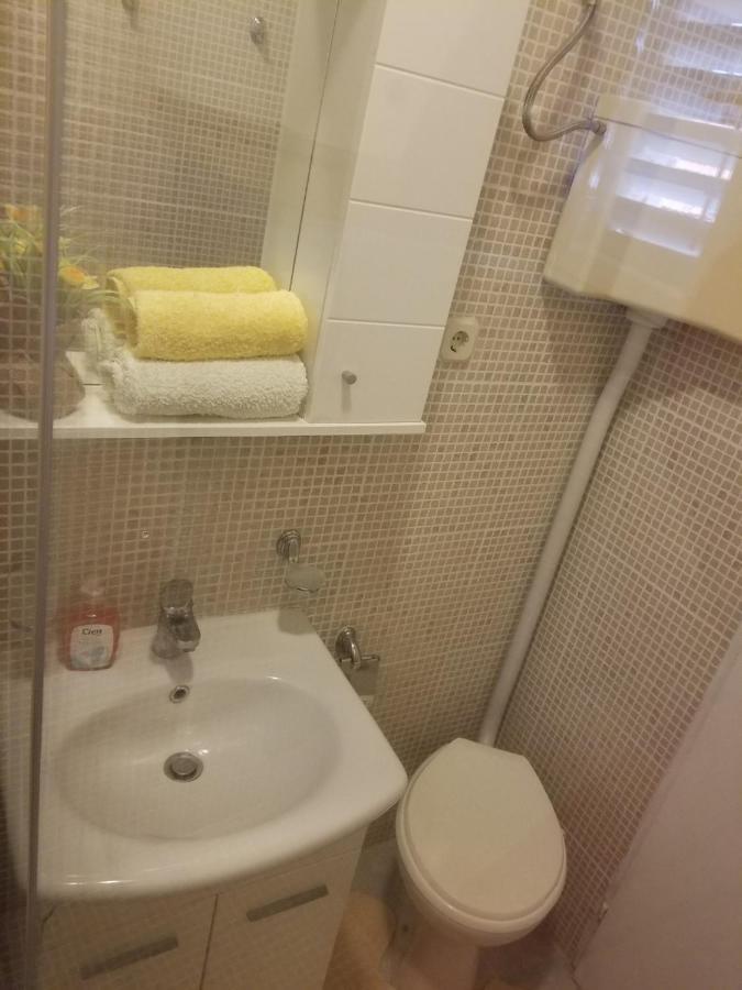 Apartman Bogdan เยลซา ภายนอก รูปภาพ